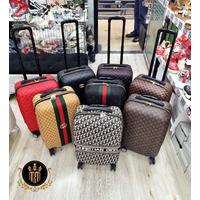 Modèles de valises à chaussures et sacs Miss Melisa v100